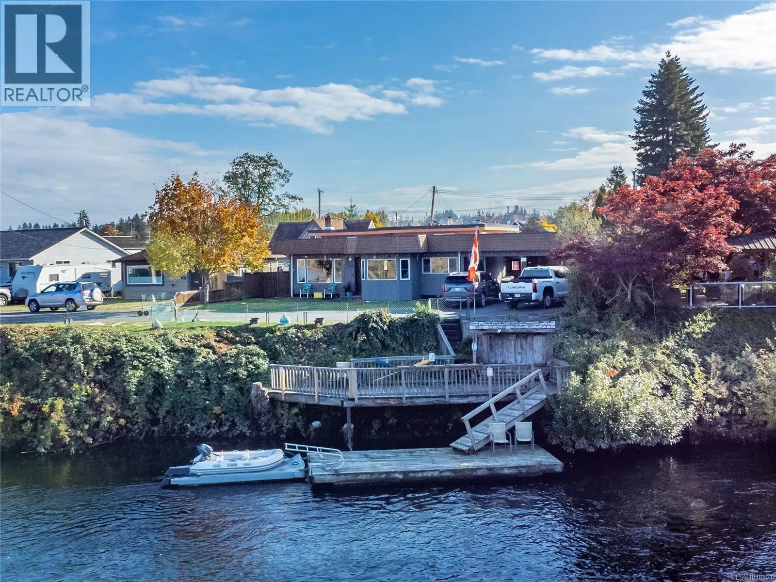 House for rent: 1631 20th Ave, Campbell River, British Columbia V9W 4N1