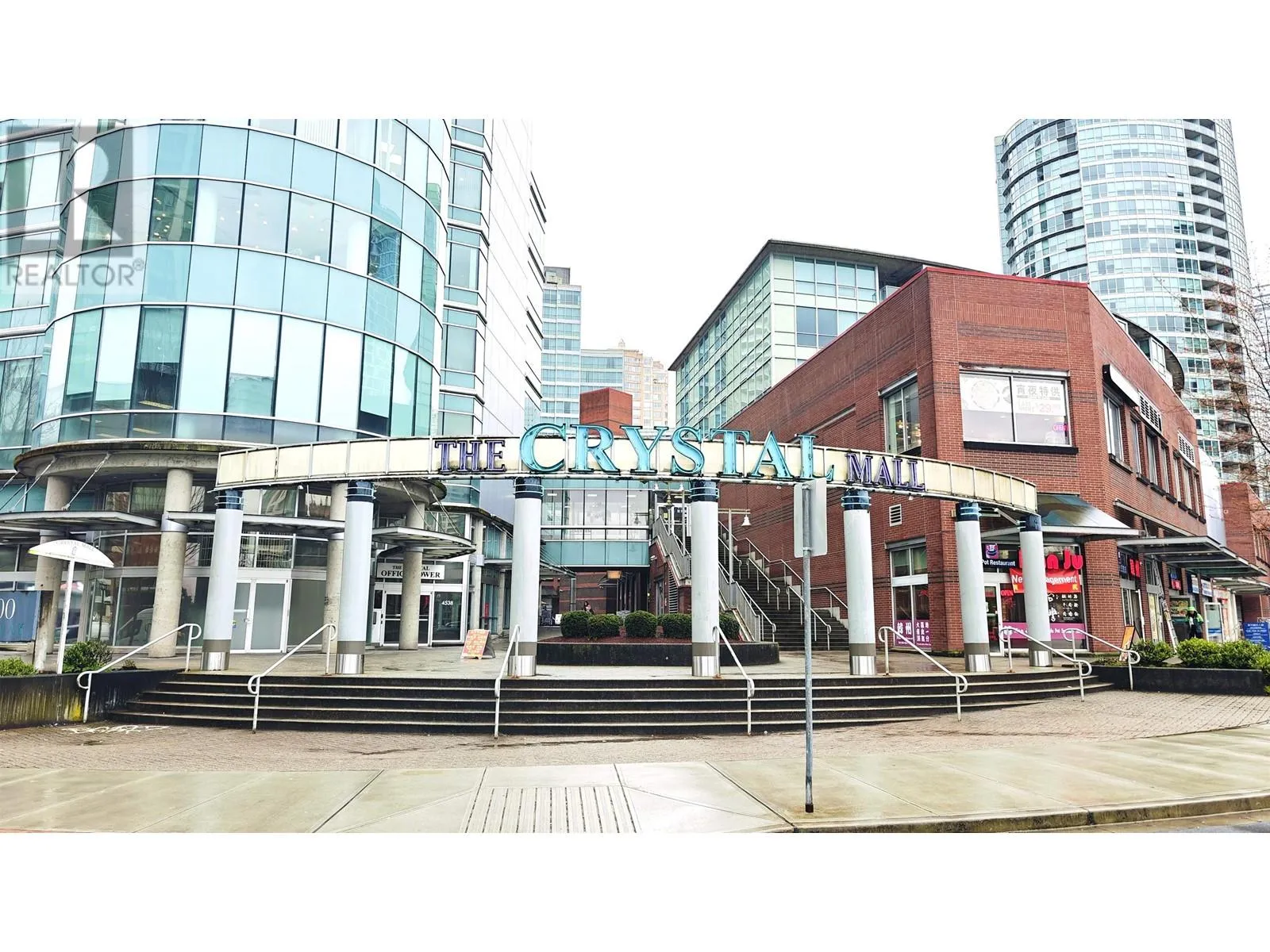 1631 4500 Kingsway, Burnaby, British Columbia V5H 2A9