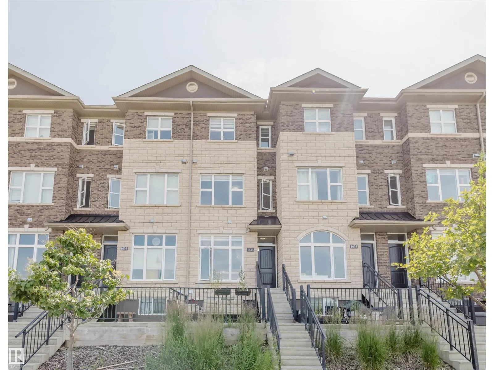 Row / Townhouse for rent: 1633 Cunningham Wy Sw, Edmonton, Alberta T6W 0V8