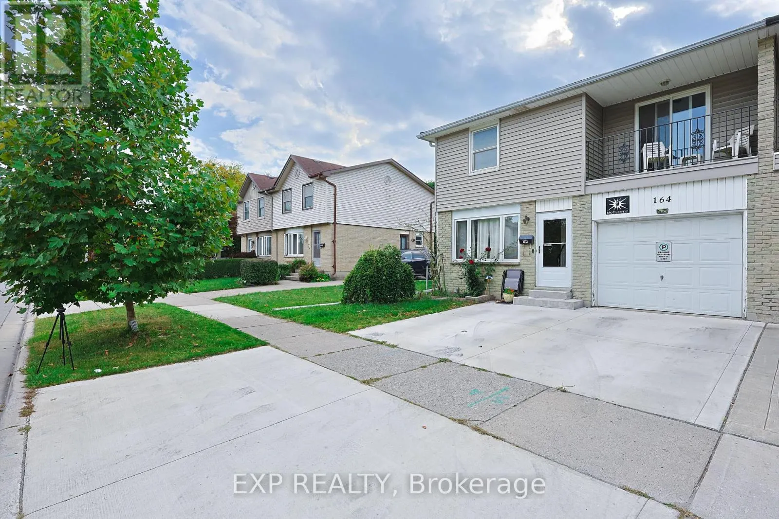 House for rent: 164 Augusta Crescent, London South, Ontario N6E 2E1