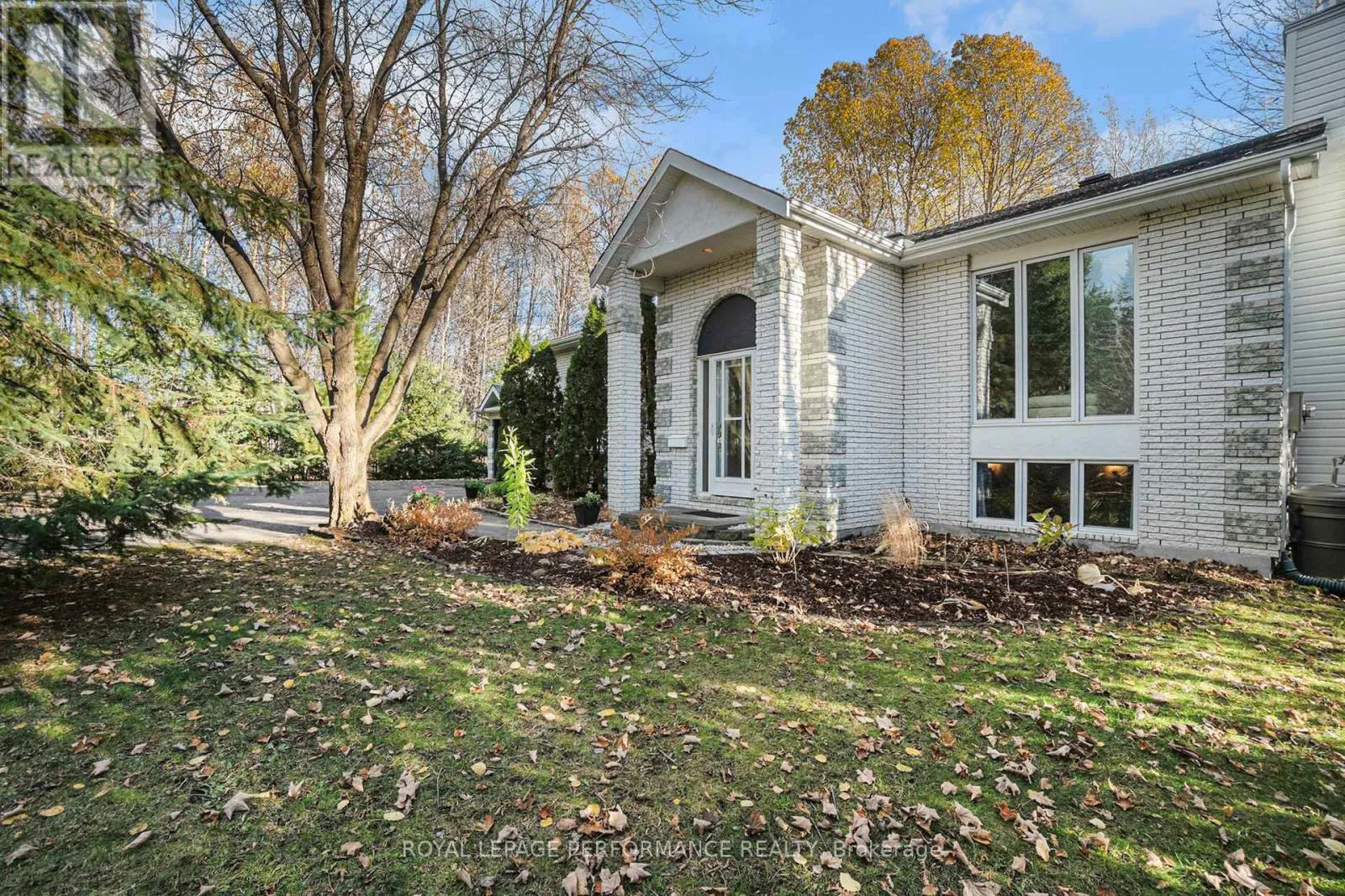 House for rent: 164 Cardinal Crescent, Clarence-Rockland, Ontario K4K 1K9