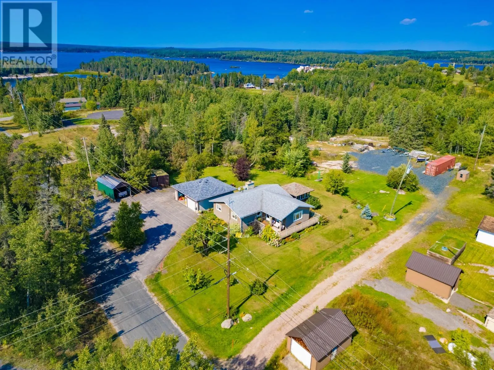 164 Winnipeg Ave, Minaki, Ontario P0X 1J0