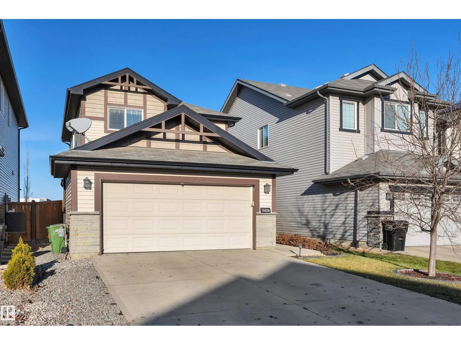 House for rent: 16408 12 Av Sw, Edmonton, Alberta T6W 3K4