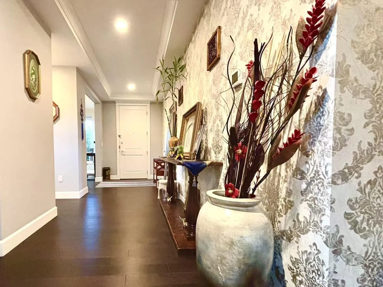 House for rent: 16412 26b Avenue, Surrey, British Columbia V3S 0E2