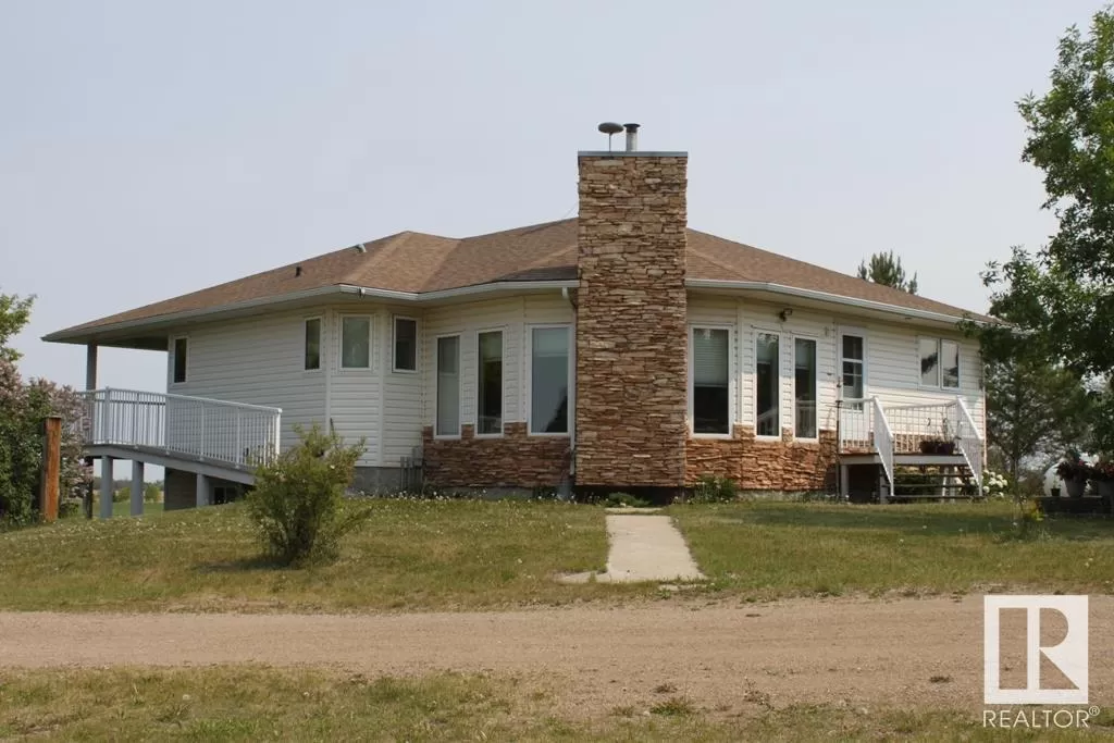 House for rent: 16420 Twp Rd 512, Rural Beaver County, Alberta T0B 4A0