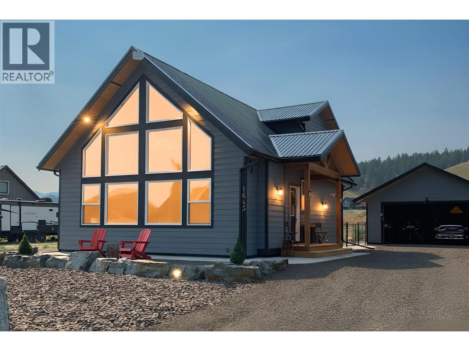 House for rent: 1643 Koocanusa Lake Drive, Lake Koocanusa, British Columbia V0B 1T5