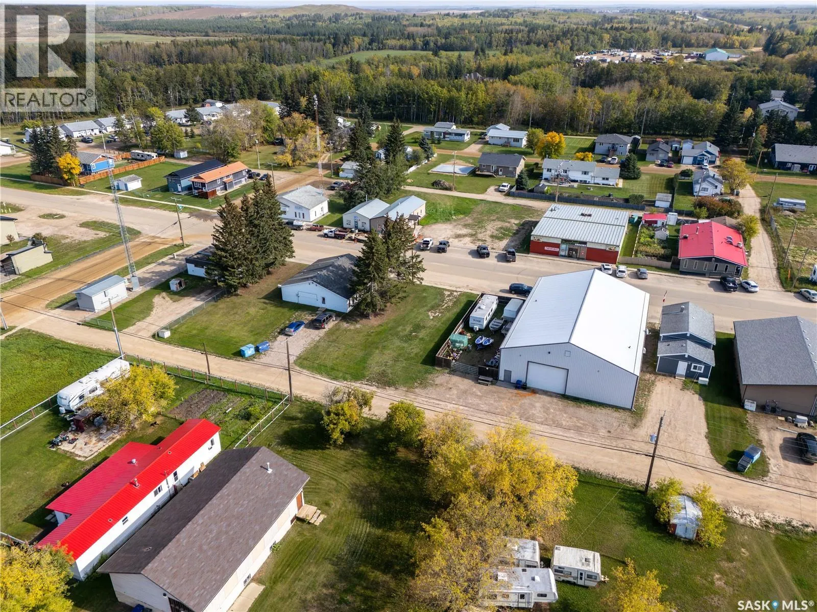Unknown for rent: 165 & 167 Main Street, Pierceland, Saskatchewan S0M 2K0