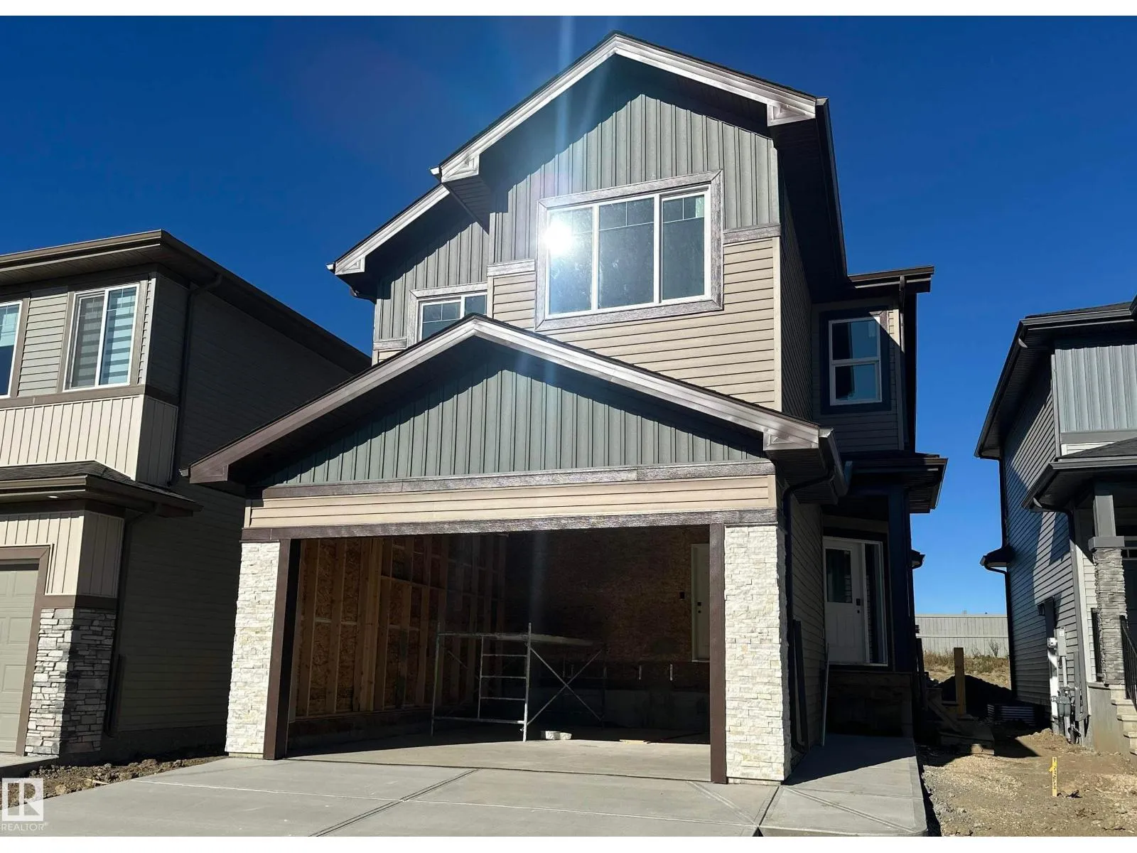 House for rent: 165 Caledon Cr, Spruce Grove, Alberta T7X 4E3