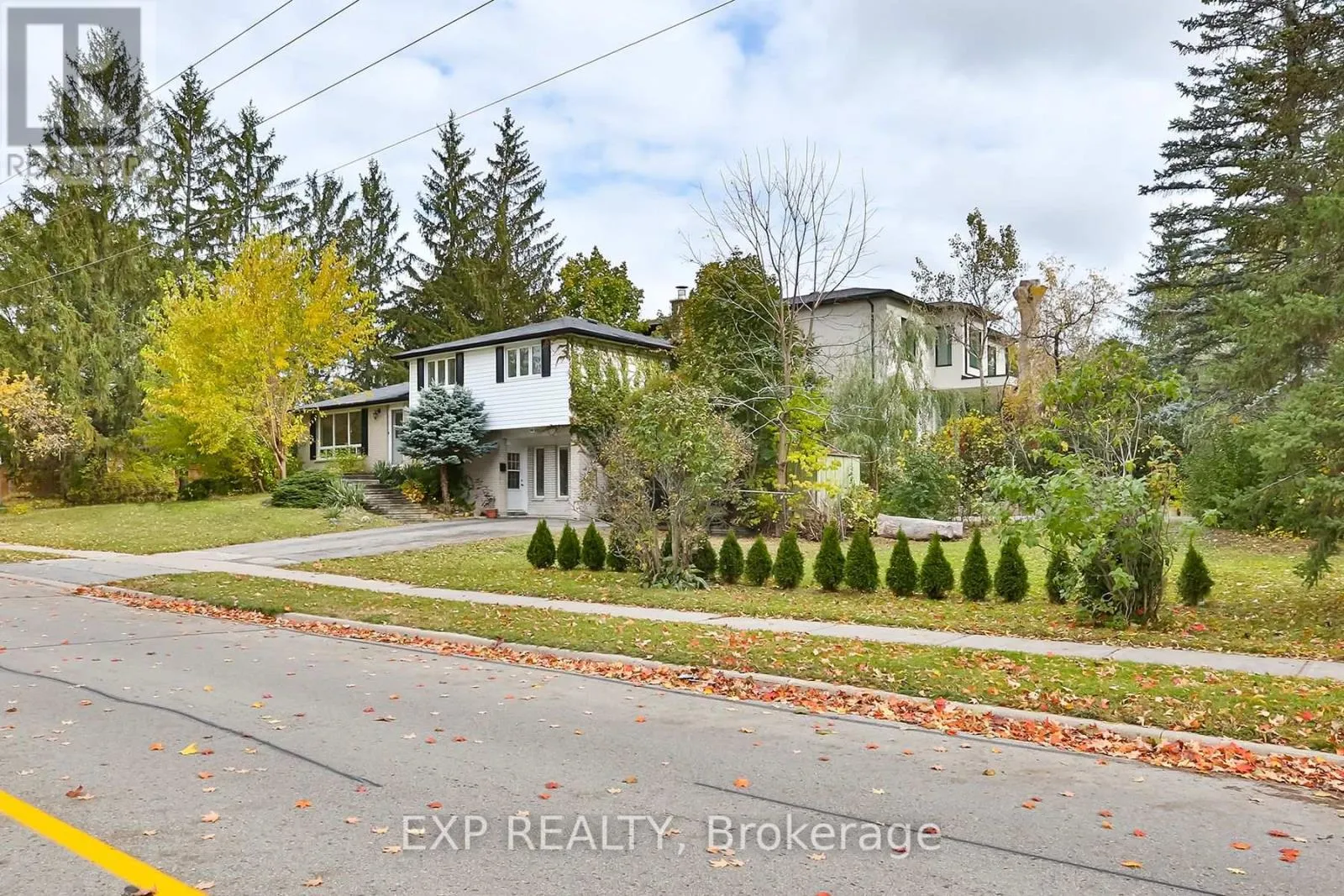 House for rent: 165 Carlson Drive, Newmarket, Ontario L3Y 3H2