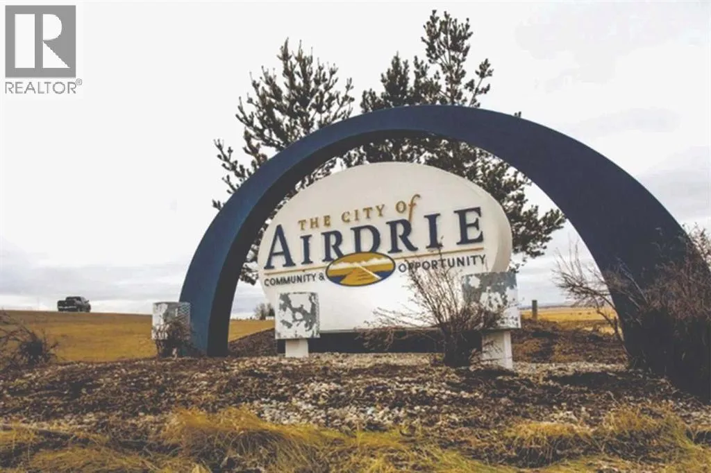 House for rent: 165 Hillcrest Drive Sw, Airdrie, Alberta T4B 0Y8