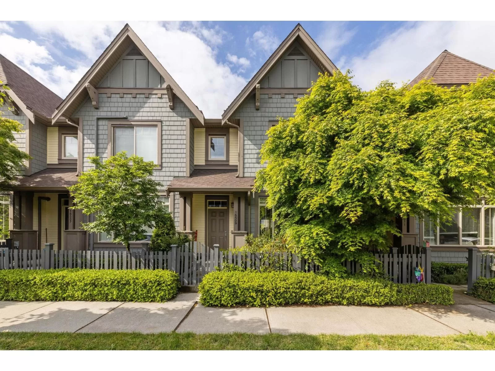 Row / Townhouse for rent: 16509 24a Avenue, Surrey, British Columbia V3Z 0M8