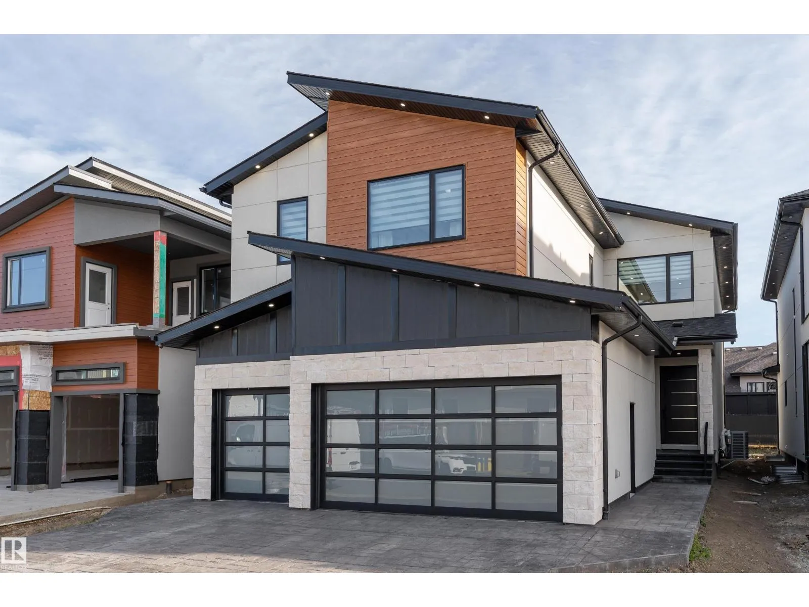 House for rent: 16511 8 St Ne, Edmonton, Alberta T5Y 4J1