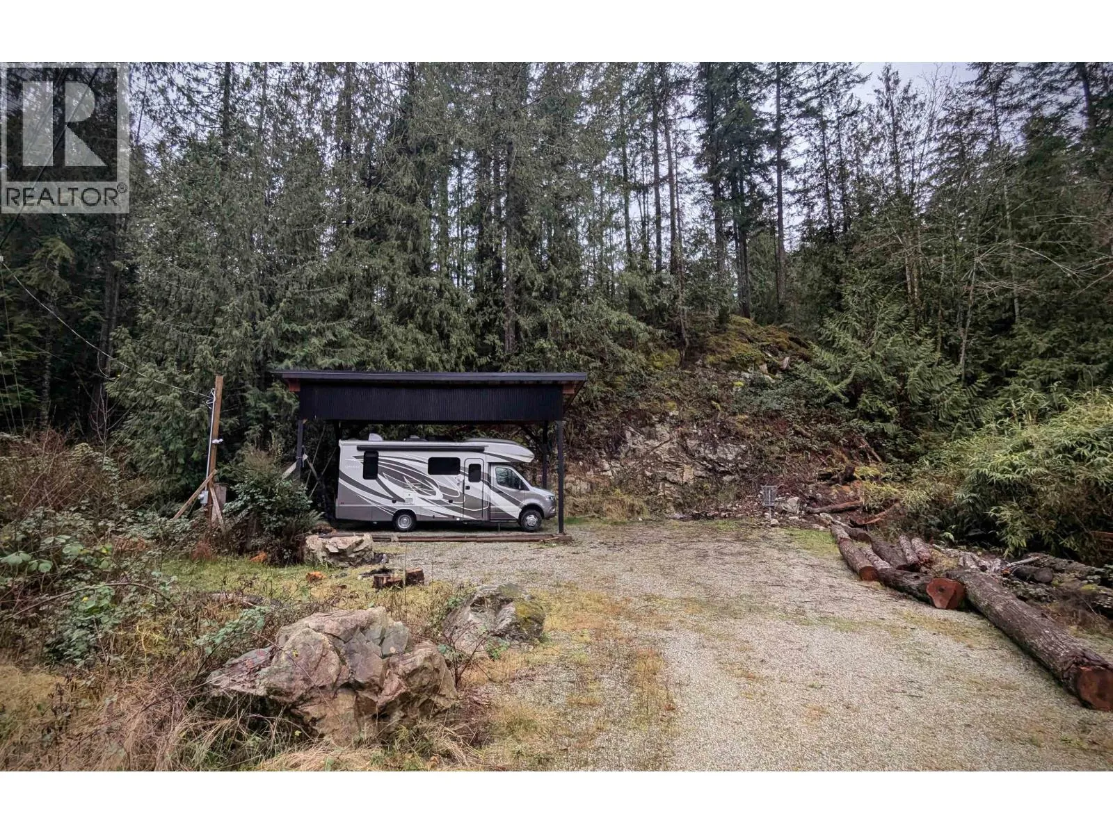 16570 Timberline Road, Sechelt, British Columbia V0N 2H4