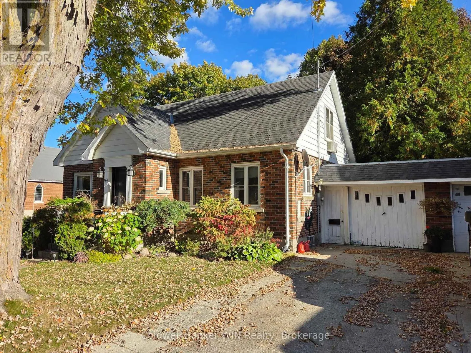 House for rent: 166 Birmingham Street E, Wellington North, Ontario N0G 2L2