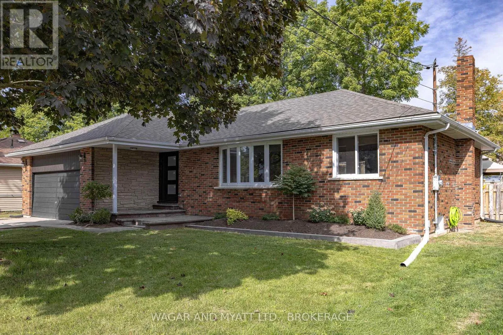 House for rent: 166 Green Street, Deseronto), Ontario K0K 1X0