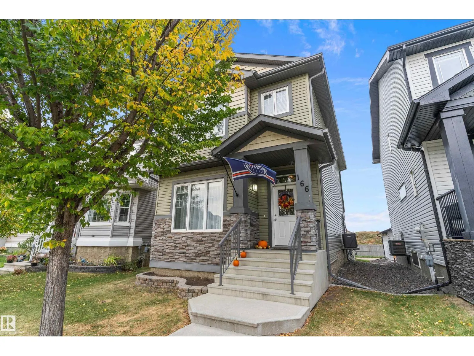 House for rent: 166 Kirpatrick Wy, Leduc, Alberta T9E 0Z2