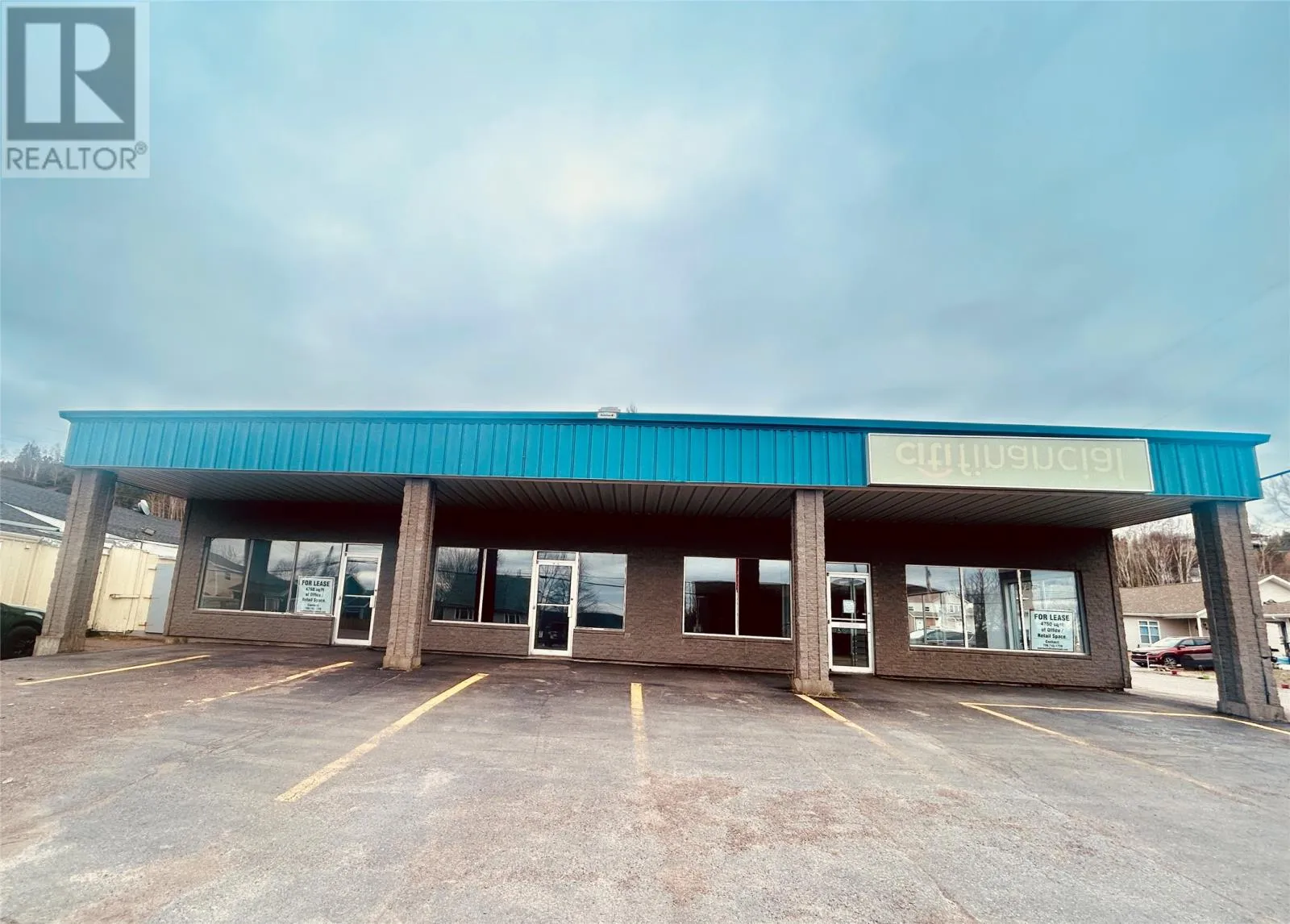 Commercial Mix for rent: 166 Main Street, Springdale, Newfoundland & Labrador