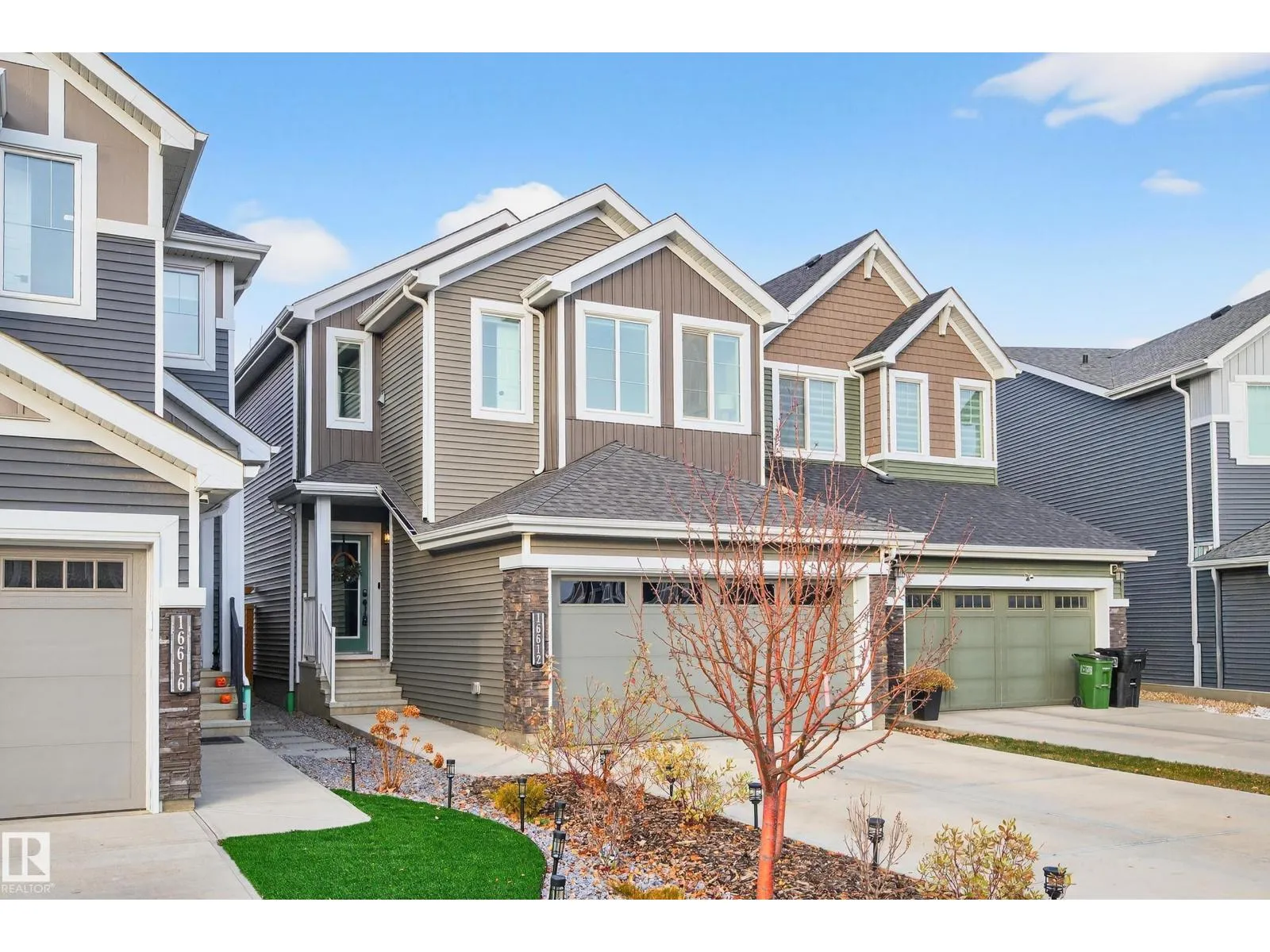 House for rent: 16612 30 Av Sw, Edmonton, Alberta T6W 4P9