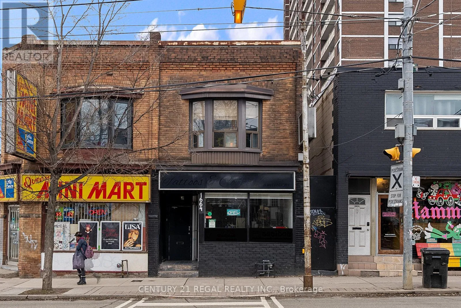 1664 Queen Street W, Toronto, Ontario M6R 1B2