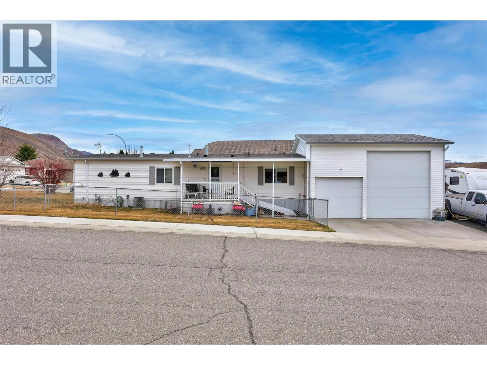 Manufactured Home for rent: 1664 Woodburn Drive, Cache Creek, British Columbia V0K 1H0