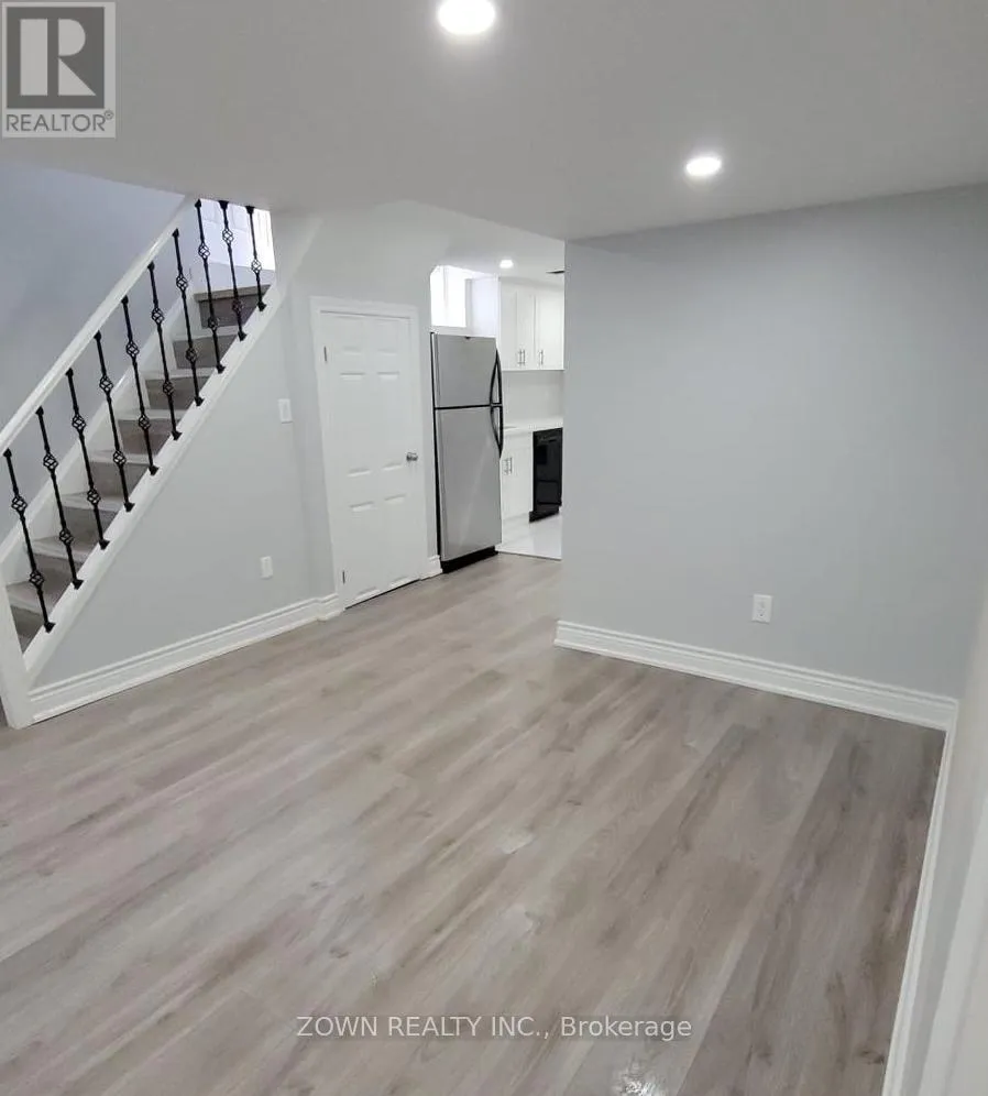 House for rent: 1668 Portland Court, Pickering, Ontario L1V 5L4