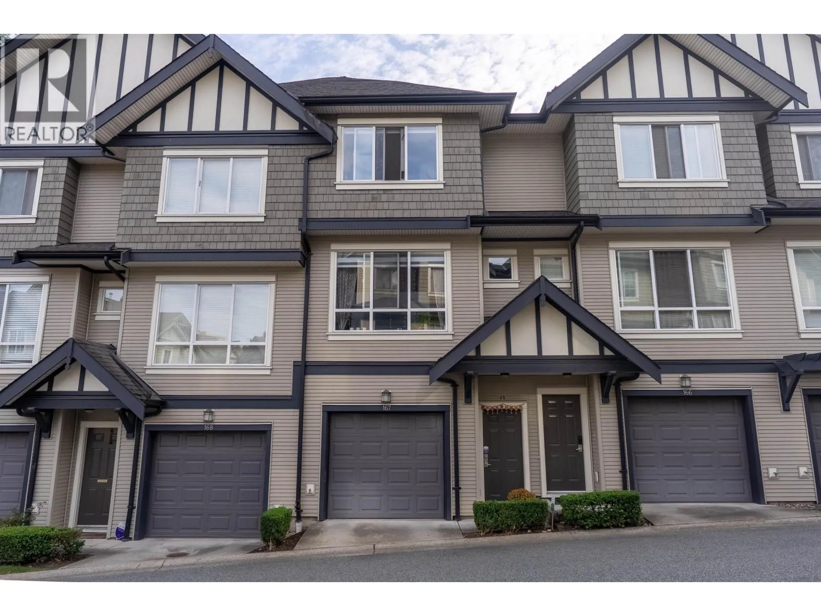 Row / Townhouse for rent: 167 9133 Government Street, Burnaby, British Columbia V3N 0B1