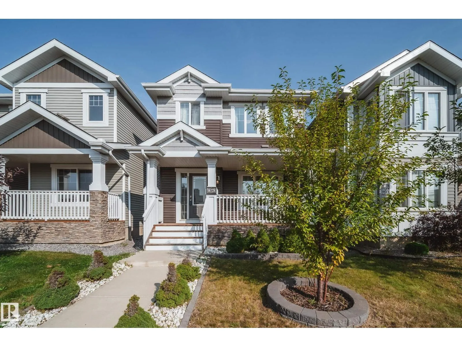 House for rent: 16728 15 Av Sw, Edmonton, Alberta T6W 3R6