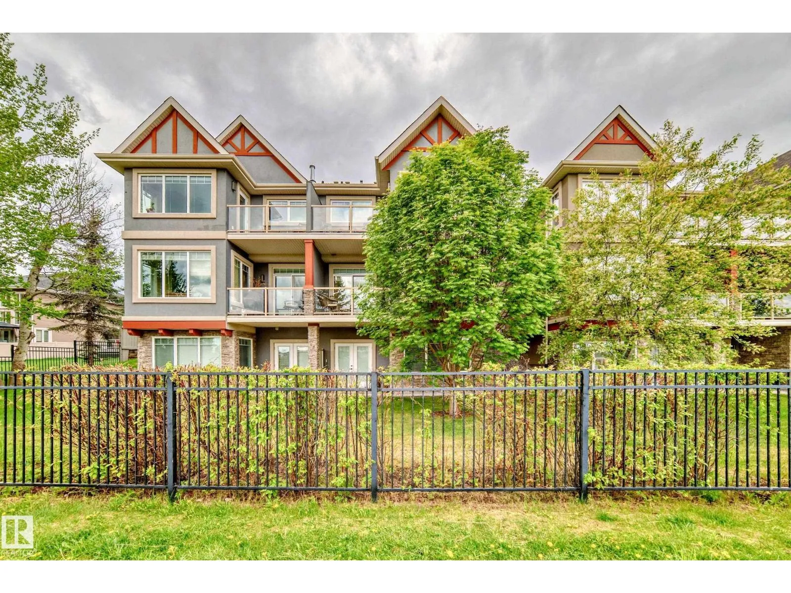 Duplex for rent: 1673 James Mowatt Tr Sw, Edmonton, Alberta T6W 0J7