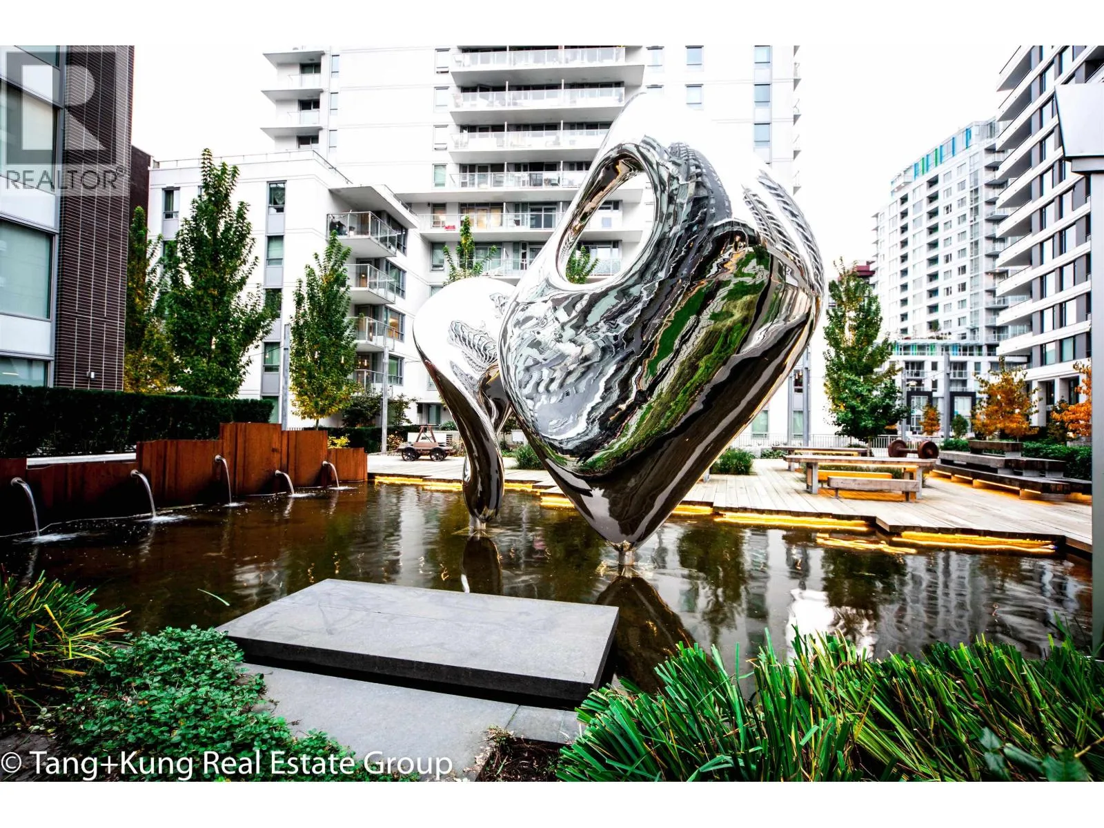 Apartment for rent: 1678 Pullman Porter Street, Vancouver, British Columbia V6A 0H4