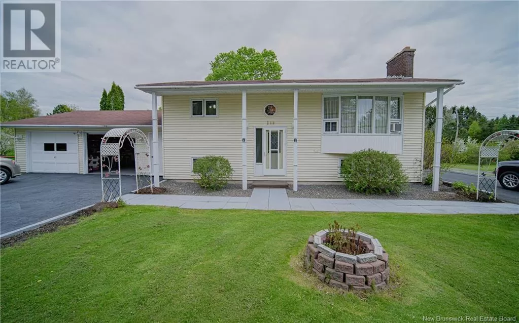 House for rent: 168 Mcgregor Street, Fredericton, New Brunswick E3G 7V5