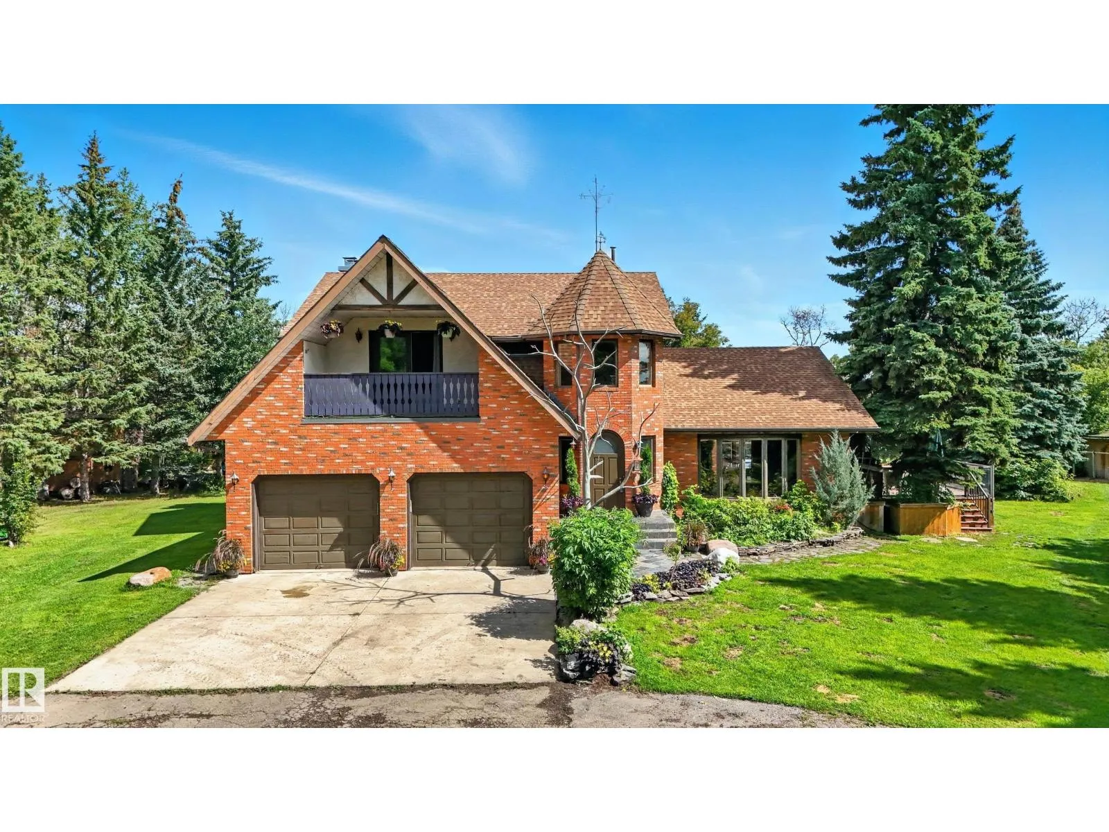 House for rent: 16815 41 Av Sw, Edmonton, Alberta T6Y 0H9