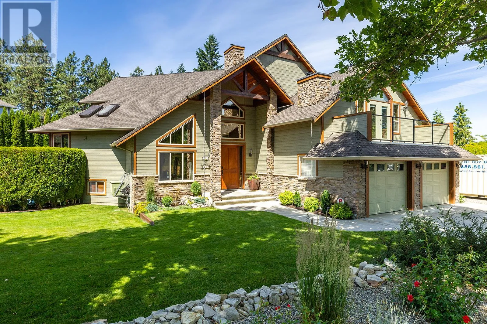 House for rent: 1682 Larkridge Court, Kelowna, British Columbia V1W 4N5