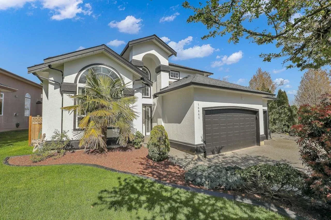 House for rent: 16865 80 Avenue, Surrey, British Columbia V4N 4Y8