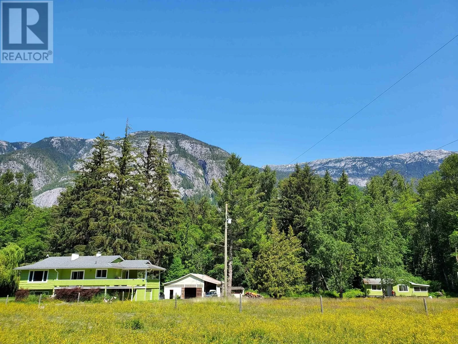 House for rent: 1690 Mackenzie 20 Highway, Hagensborg, British Columbia V0T 1H0