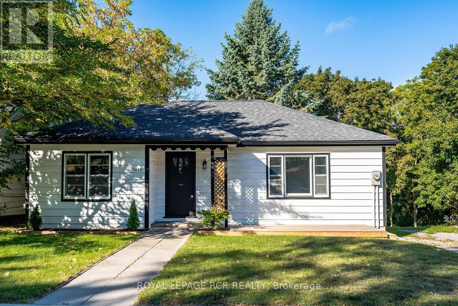 House for rent: 16948 Bayview Avenue, Newmarket, Ontario L3Y 6M5