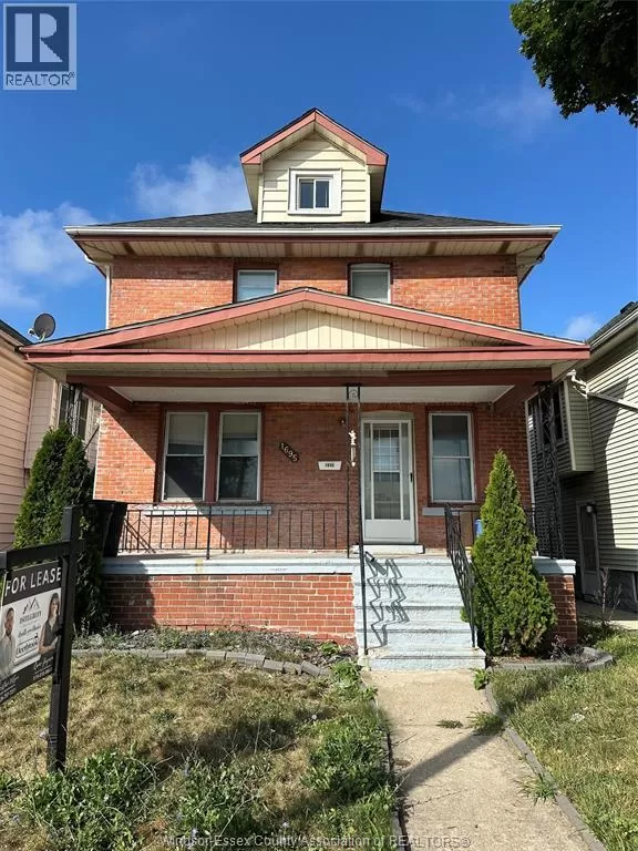 Duplex for rent: 1695 Howard Unit# Main & Basement, Windsor, Ontario N8X 3T6