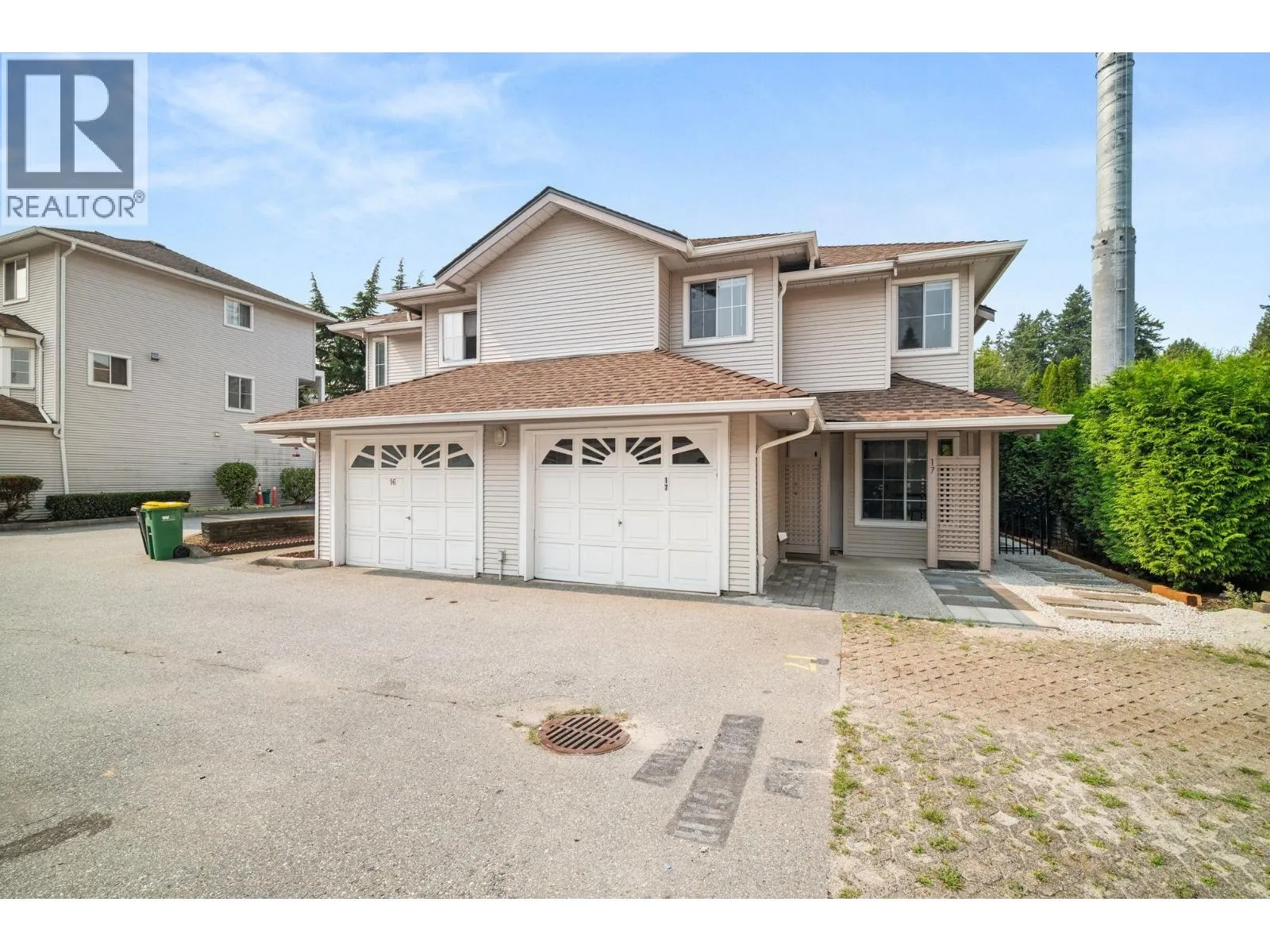 Row / Townhouse for rent: 17 12188 Harris Road, Pitt Meadows, British Columbia V3Y 2N3