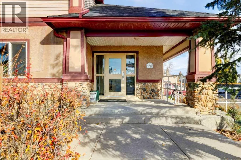 Apartment for rent: 17, 170 N Railway Street, Okotoks, Alberta T3H 0E5