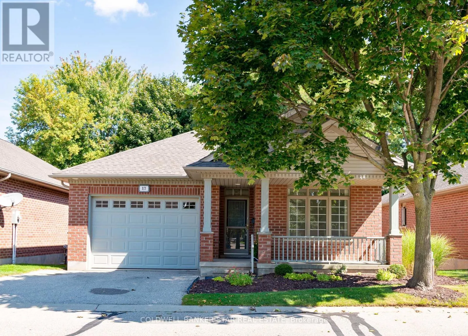 17 - 19 Augusta Crescent, St. Thomas, Ontario N5R 6J7