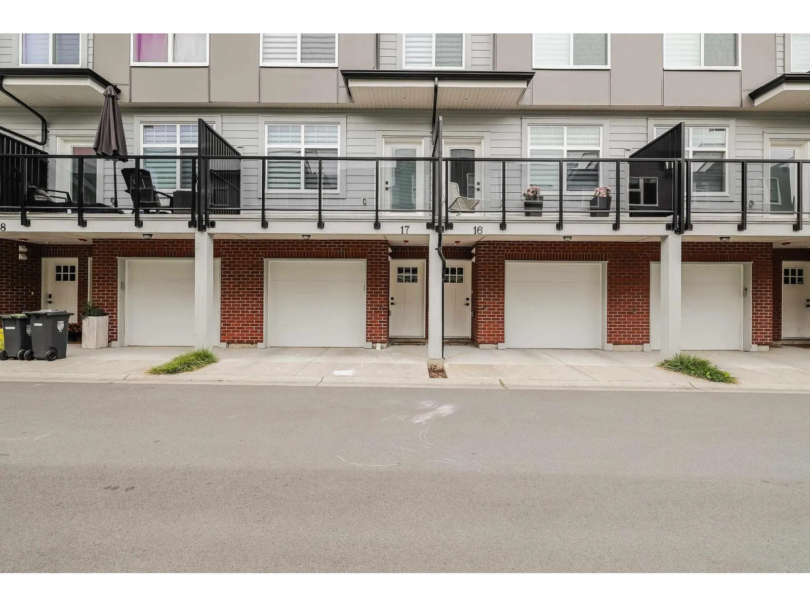 Row / Townhouse for rent: #17 22334 48 Avenue, Langley, British Columbia V3A 3N5