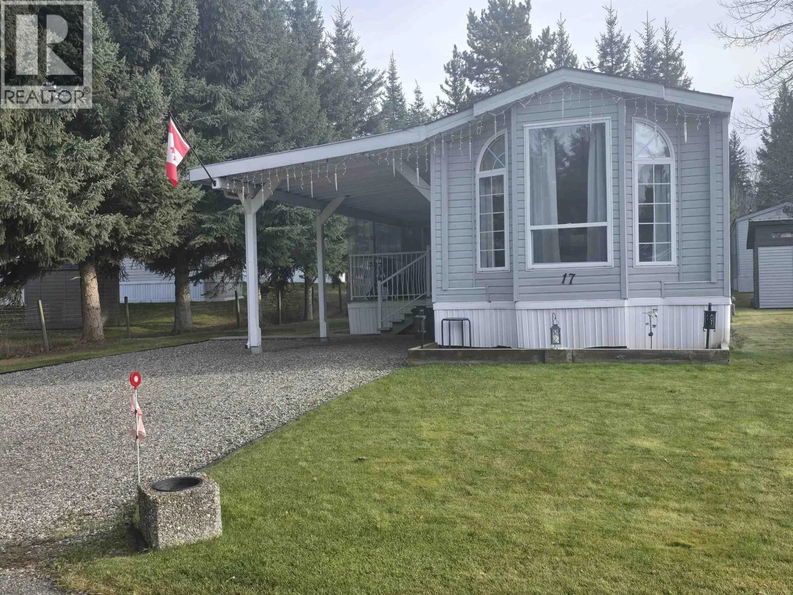 Manufactured Home/Mobile for rent: 17 2650 Richardson Road, Quesnel, British Columbia V2J 4R7