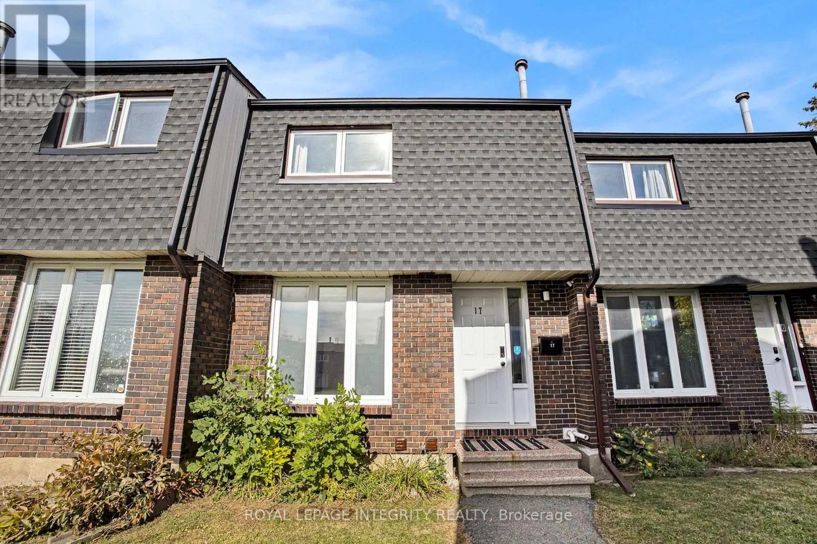 Row / Townhouse for rent: 17 - 3333 Mccarthy Road, Ottawa, Ontario K1V 9X5