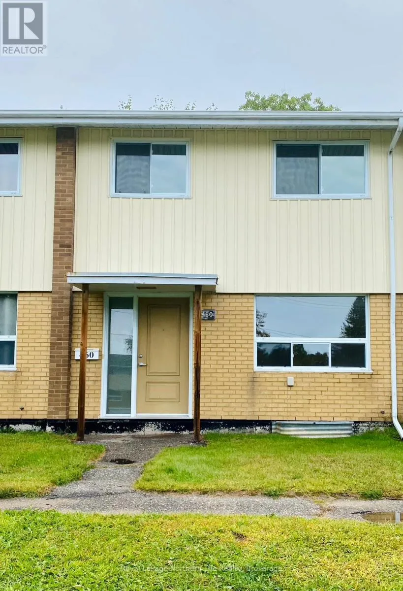 Row / Townhouse for rent: 17 - 460 Lake Heights Road, North Bay, Ontario P1A 2Z8