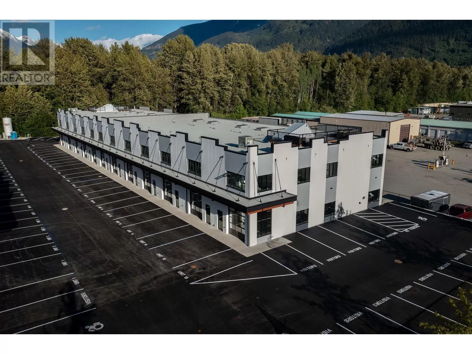 17 7342 Industrial Way, Pemberton, British Columbia V0N 2L0