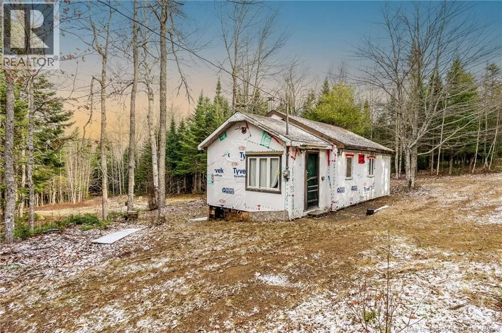 Recreational for rent: 17 Deerwood Drive, Elgin, New Brunswick E4Z 1S3