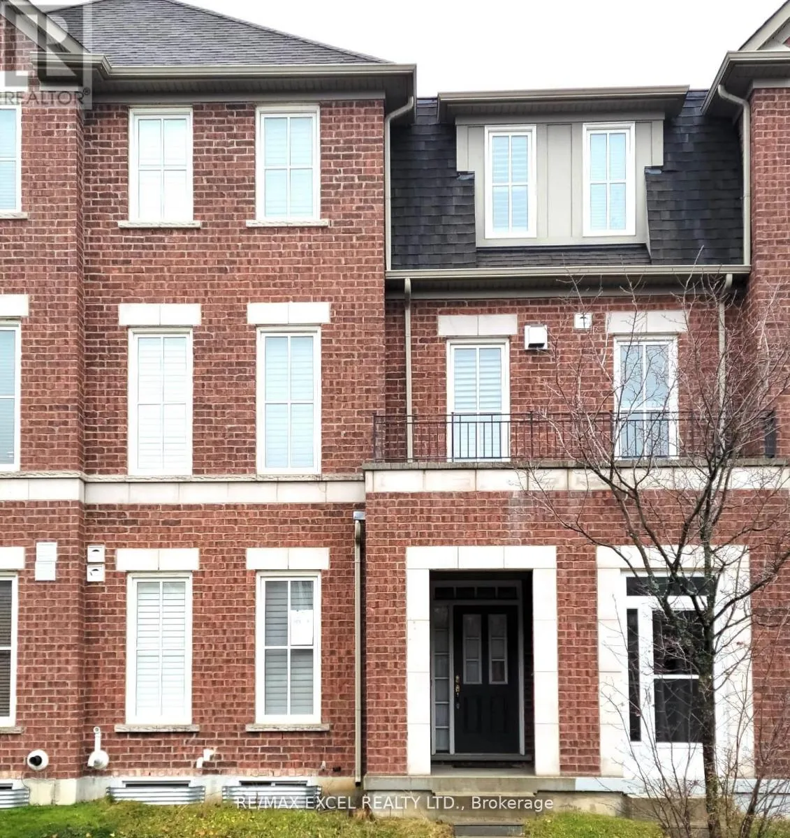 Row / Townhouse for rent: 17 Earnshaw Drive, Markham, Ontario L6C 0E4
