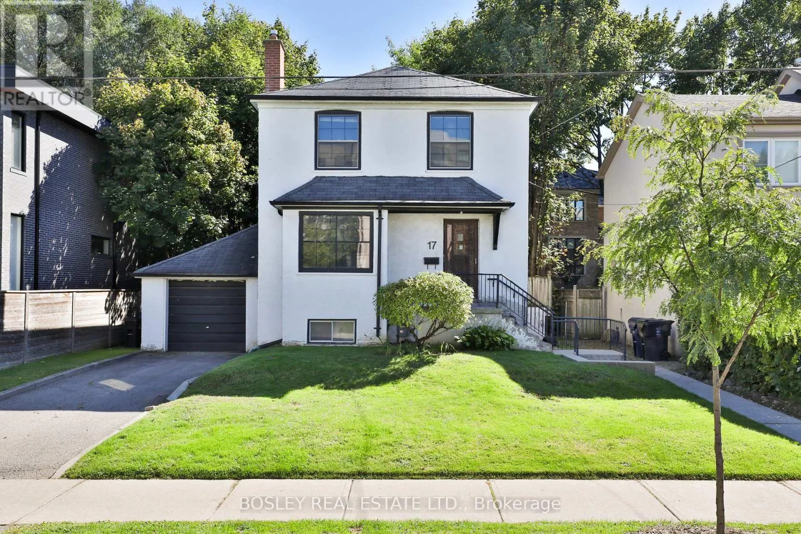 House for rent: 17 Fairholme Avenue, Toronto, Ontario M6B 2W4