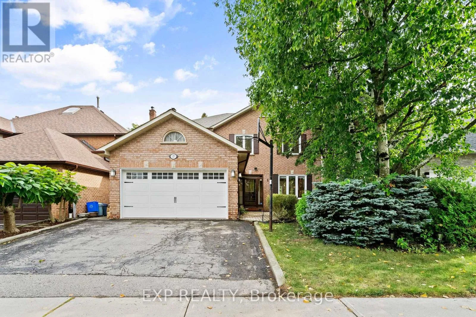 House for rent: 17 Gordon Rowe Crescent, Richmond Hill, Ontario L4C 8S3