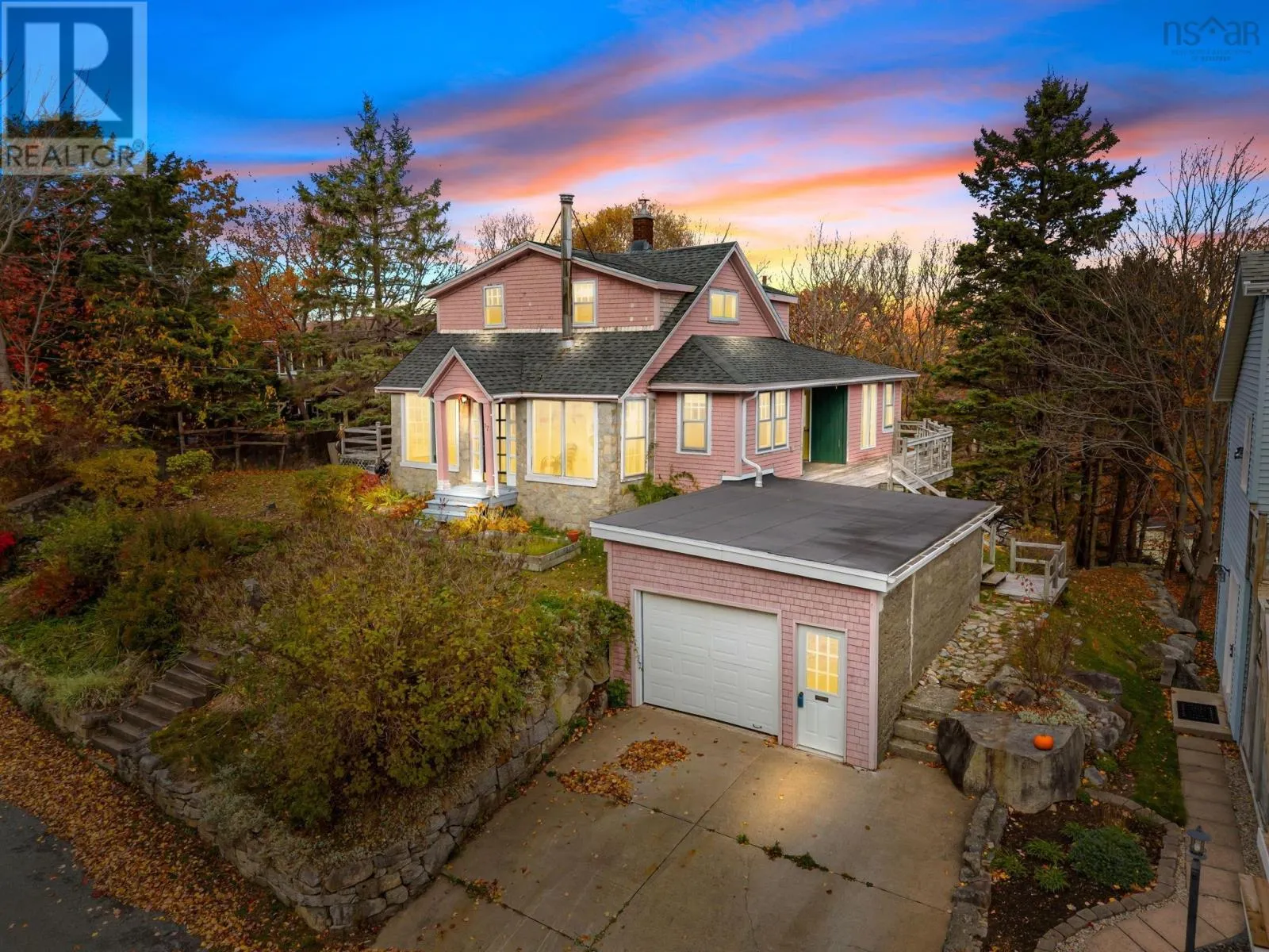 House for rent: 17 Idlewylde Road, Halifax, Nova Scotia B3N 1B8