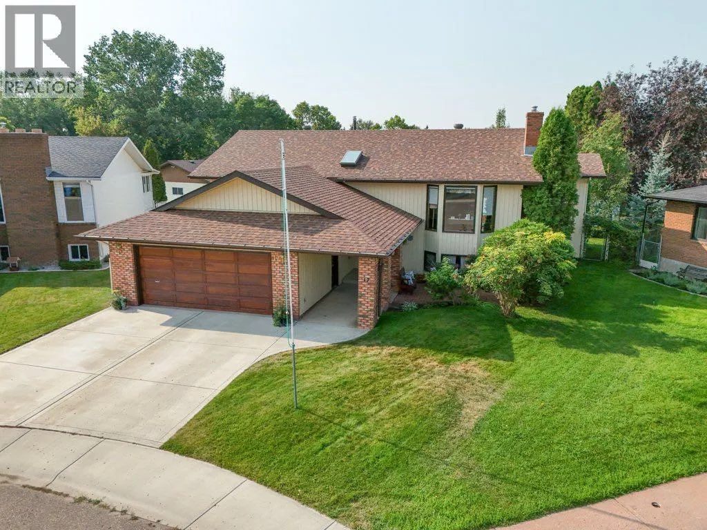 House for rent: 17 Iris Court Se, Medicine Hat, Alberta T1B 2S1